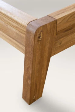 Sängynrunko Karla, 180x200 -KalusteVaaran Kauppa Brigide bed fragm1